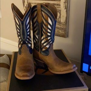 Ariat Gentry Boots